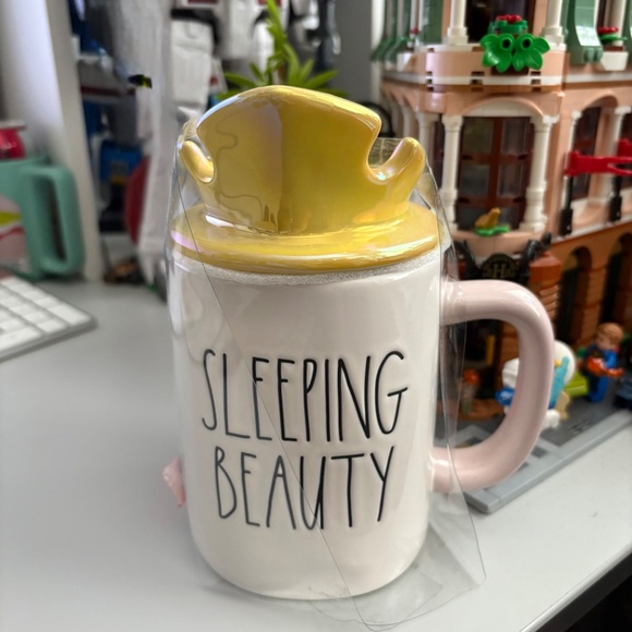 Rae Dunn Sleeping Beauty Crown 👑 Mug - Picture 5 of 6